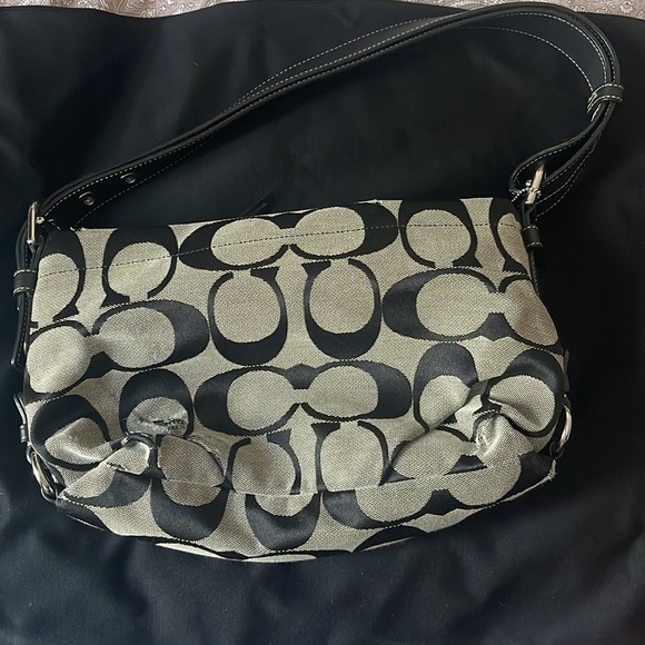 Coach Purse - Picture 2 of 4